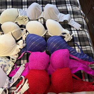 (13) Victorias Secret/Pink bra lot.